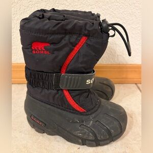 Sorel kids toddler snowboots size 9 black and red